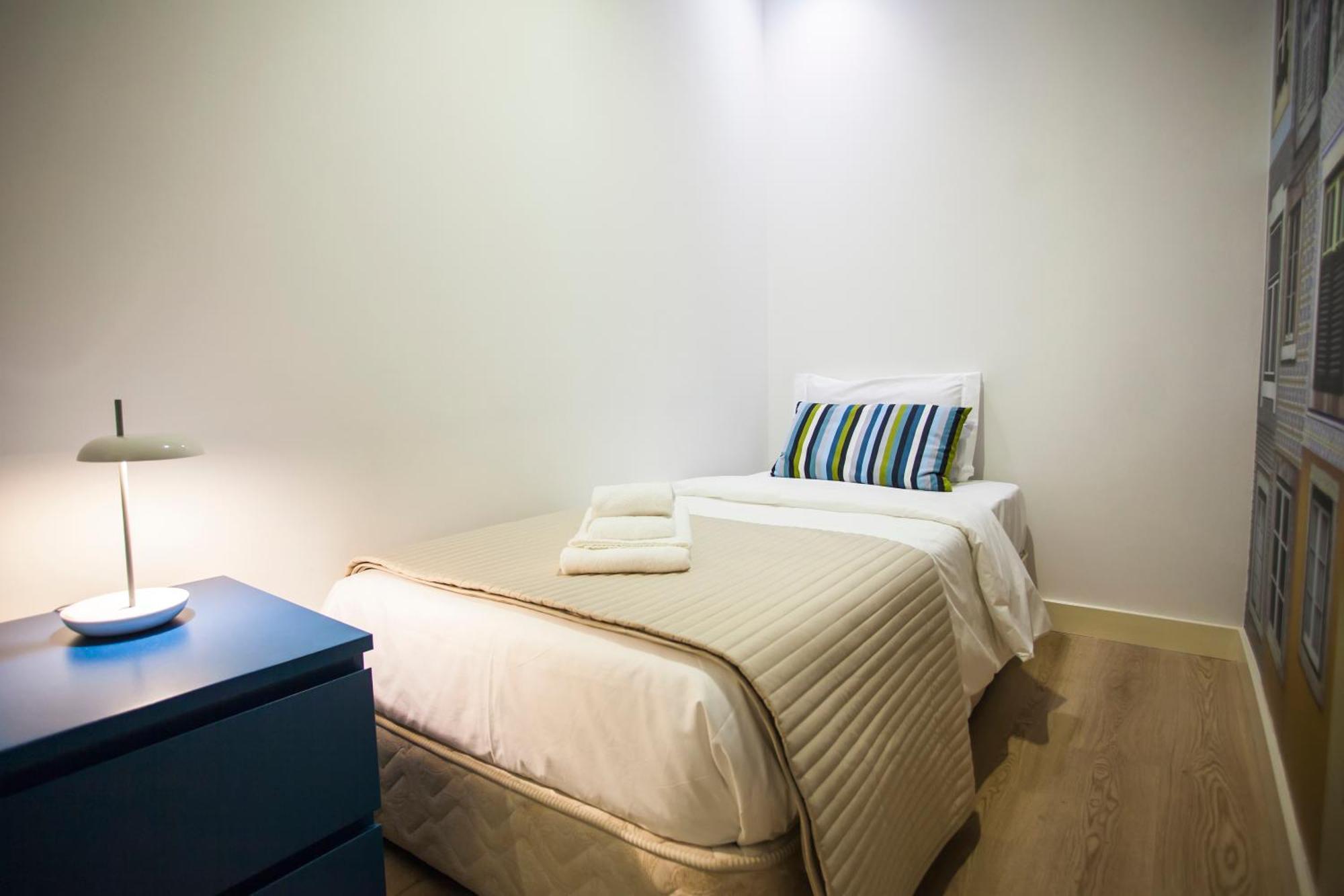 Amalia Apartments In Santos Lisbon Bagian luar foto