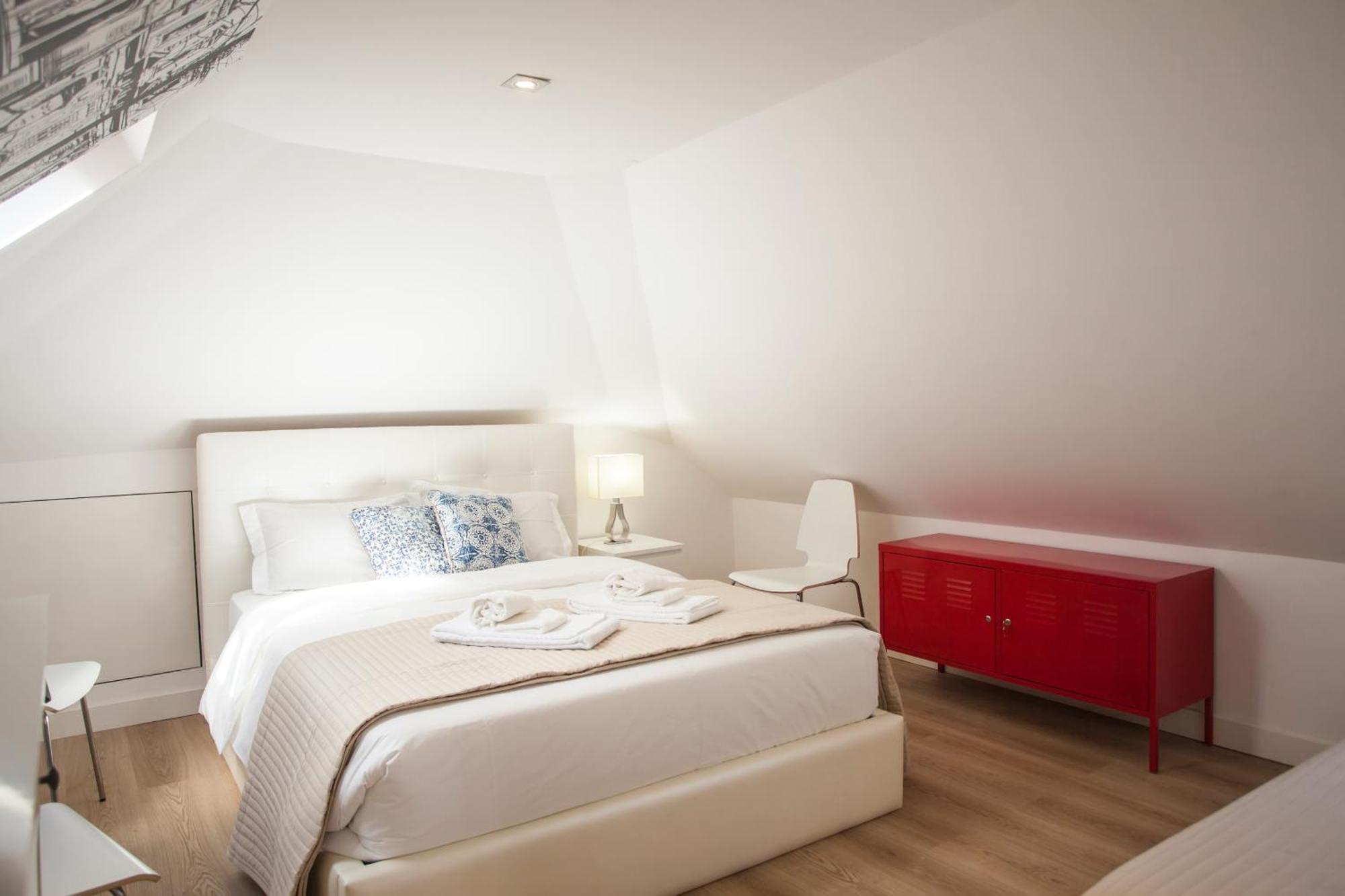 Amalia Apartments In Santos Lisbon Bagian luar foto
